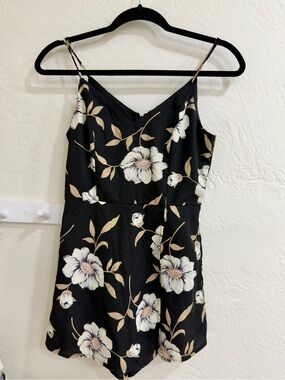 Lulu’s Black Floral Print Skort Dress Romper | Size: XS